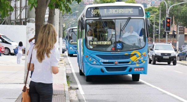Empresas querem passagens do Transcol R$ 0,50 mais caras