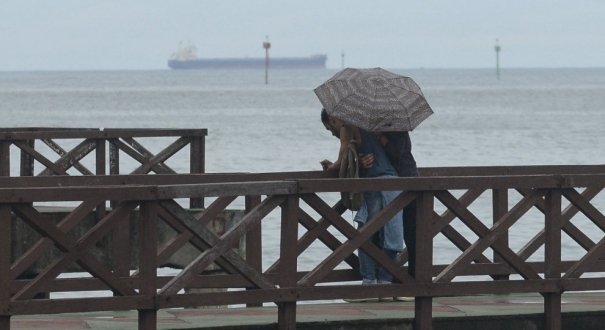 Frente fria chega e pode chover forte no Espírito Santo nesta quinta