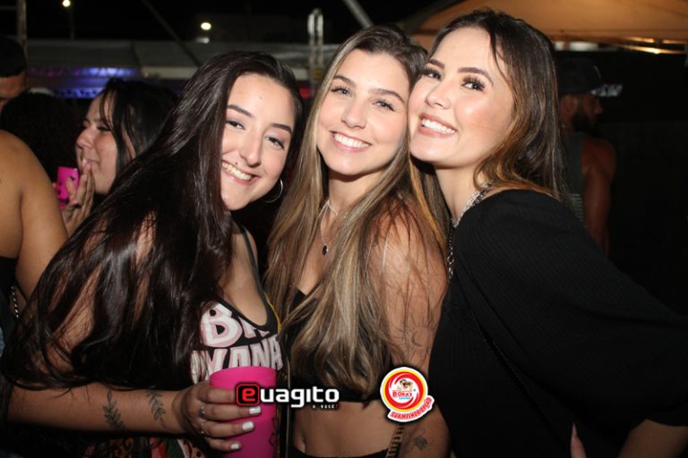 Barões da Pisadinha e Matheus Fernandes no P. de Exposições de Linhares, foto 162 de 306