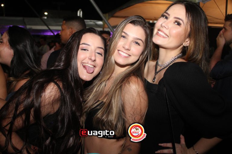 Barões da Pisadinha e Matheus Fernandes no P. de Exposições de Linhares, foto 165 de 306