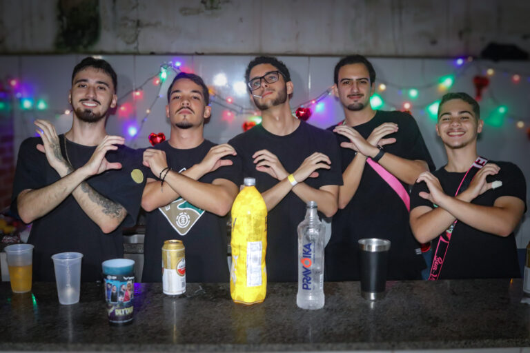 Fono Alcoologia no Deck do CCS Vitória