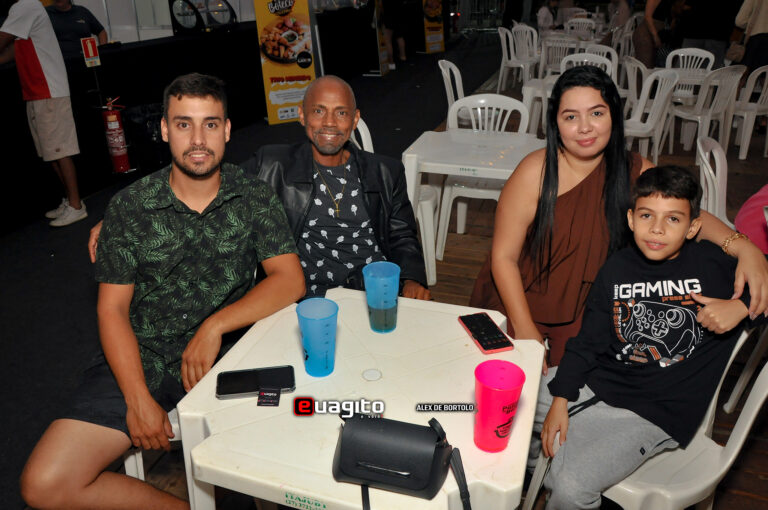 Boteco Colatina 2025 – Sexta – na Av. Beira Rio, foto 51 de 176