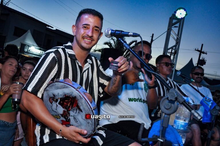 Alinne Rosa em Barra do Sahy, foto 234 de 281