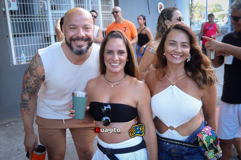 Ensaio do Bloco Kustelão em Jardim Camburi, foto 3 de 163