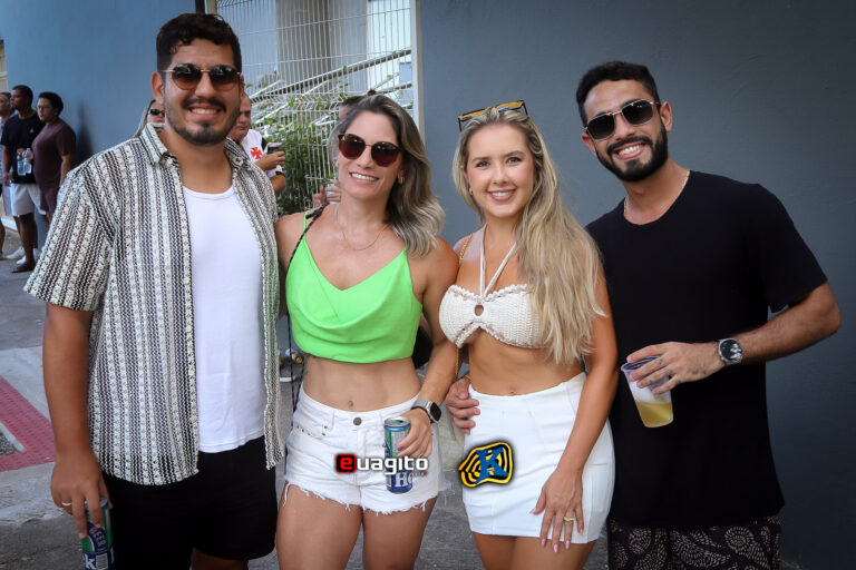 Ensaio do Bloco Kustelão em Jardim Camburi, foto 12 de 163
