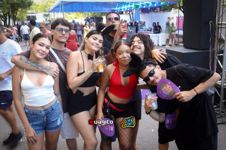 Ensaio do Bloco Kustelão em Jardim Camburi, foto 38 de 163