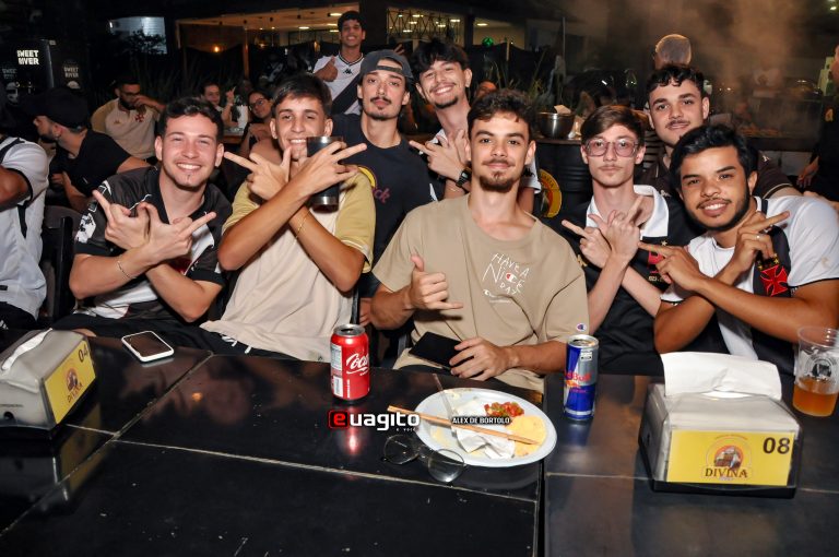 Movimento Bravo 98 Colatina no Divina Beer, foto 40 de 123