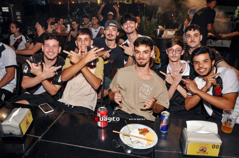 Movimento Bravo 98 Colatina no Divina Beer, foto 41 de 123